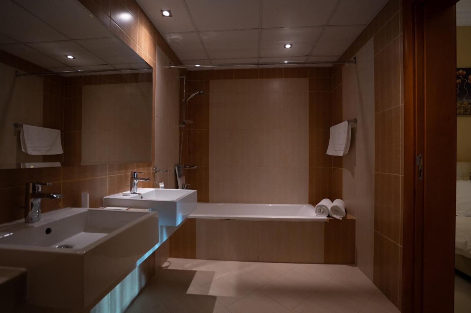 Al Liwan Residence Doha Eksteriør bilde
